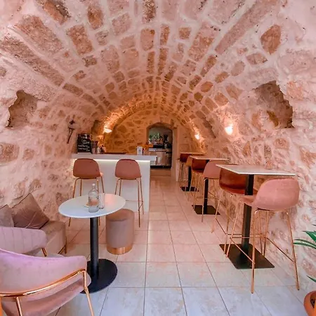 Archontiko Old Town Ξενοδοχείο με διαμερίσματα Ρέθυμνο